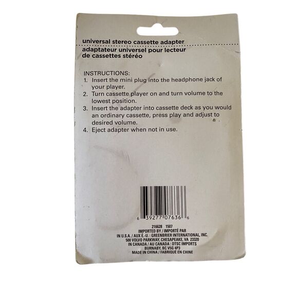 Universal Stereo Cassette Adapter Media Music Red - Picture 2 of 3